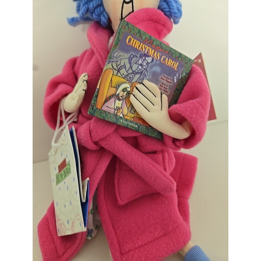 Hallmark Shoebox 16" Maxine Plush Doll Bah Hum Bag Christmas Carol With Book NEW - Picture 2 of 7